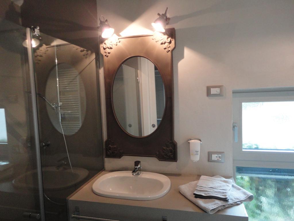 Corte Merighi Charming Rooms ヴェローナ 部屋 写真